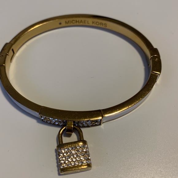 michael kors glitz crystal padlock bracelet